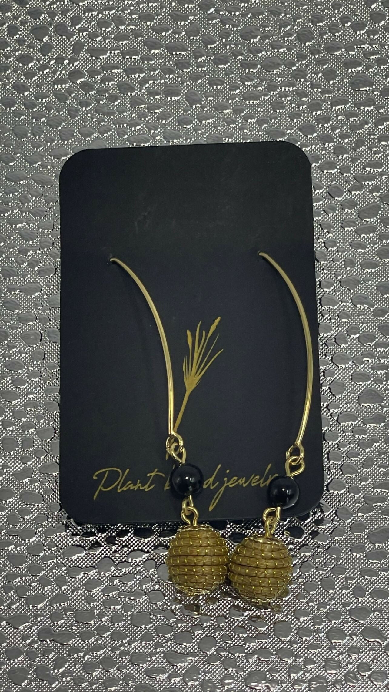 8819E749-B78F-41E8-B16E-0D7E3FED0ABA