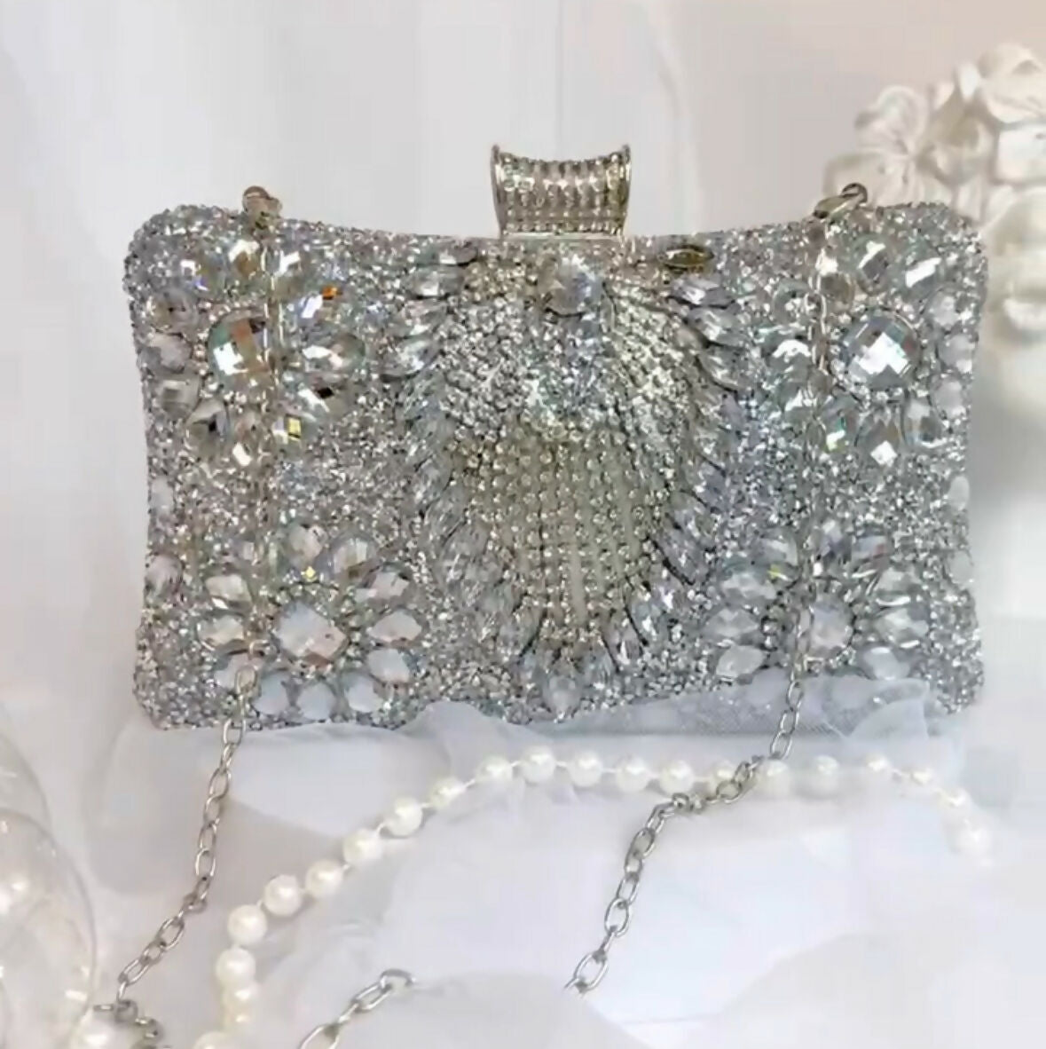 Beaded clutches