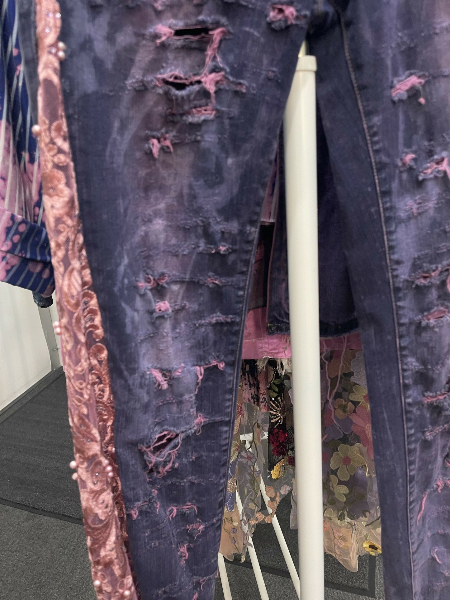 Dyed denim pink pant