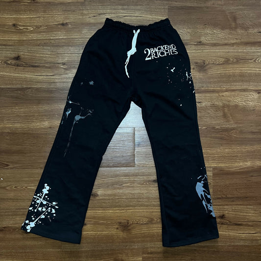 3 WISE ANGELS FLARE SWEATS