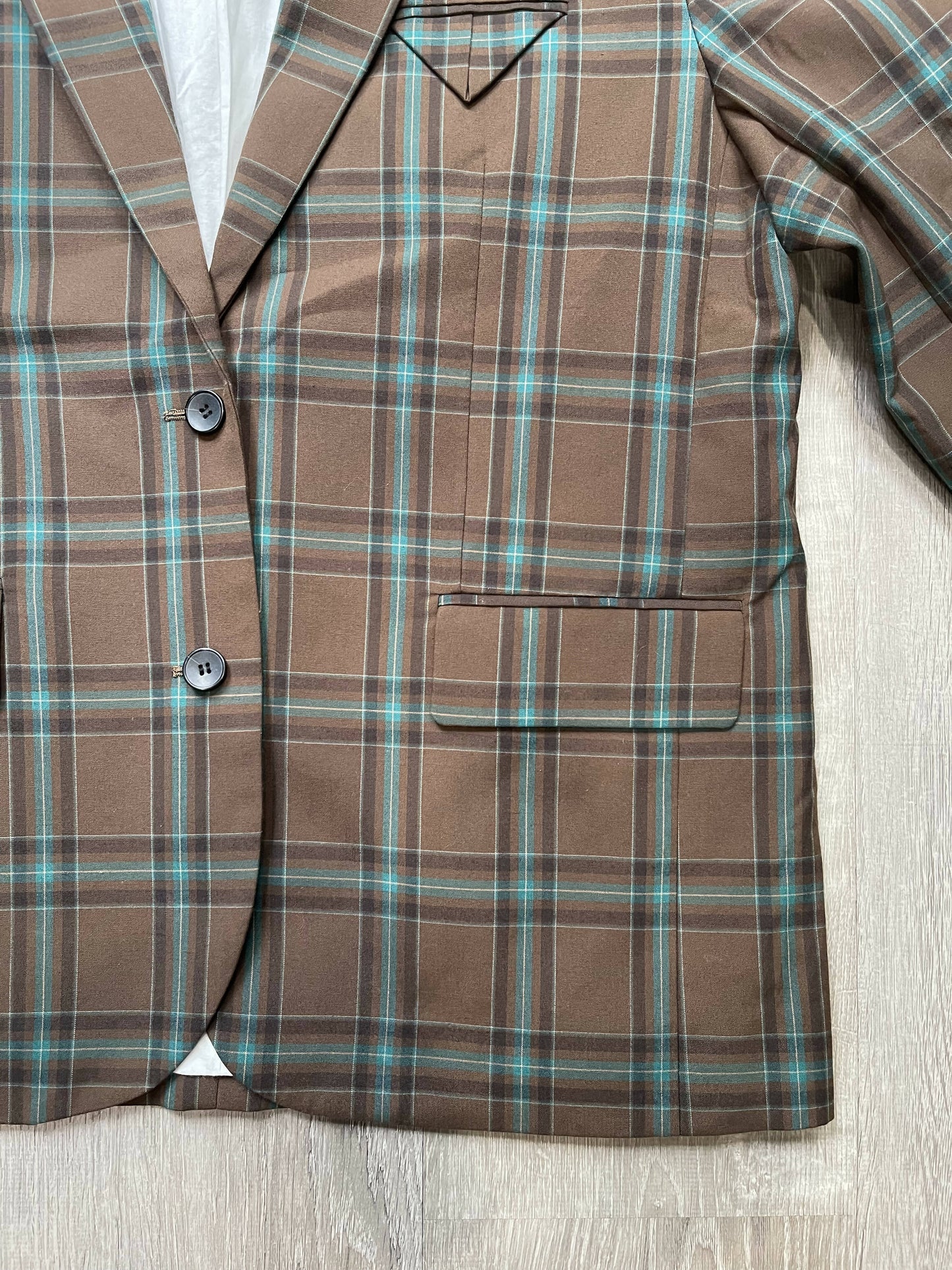 Retro Elegance: Blue and Brown Checked Suit Jacket