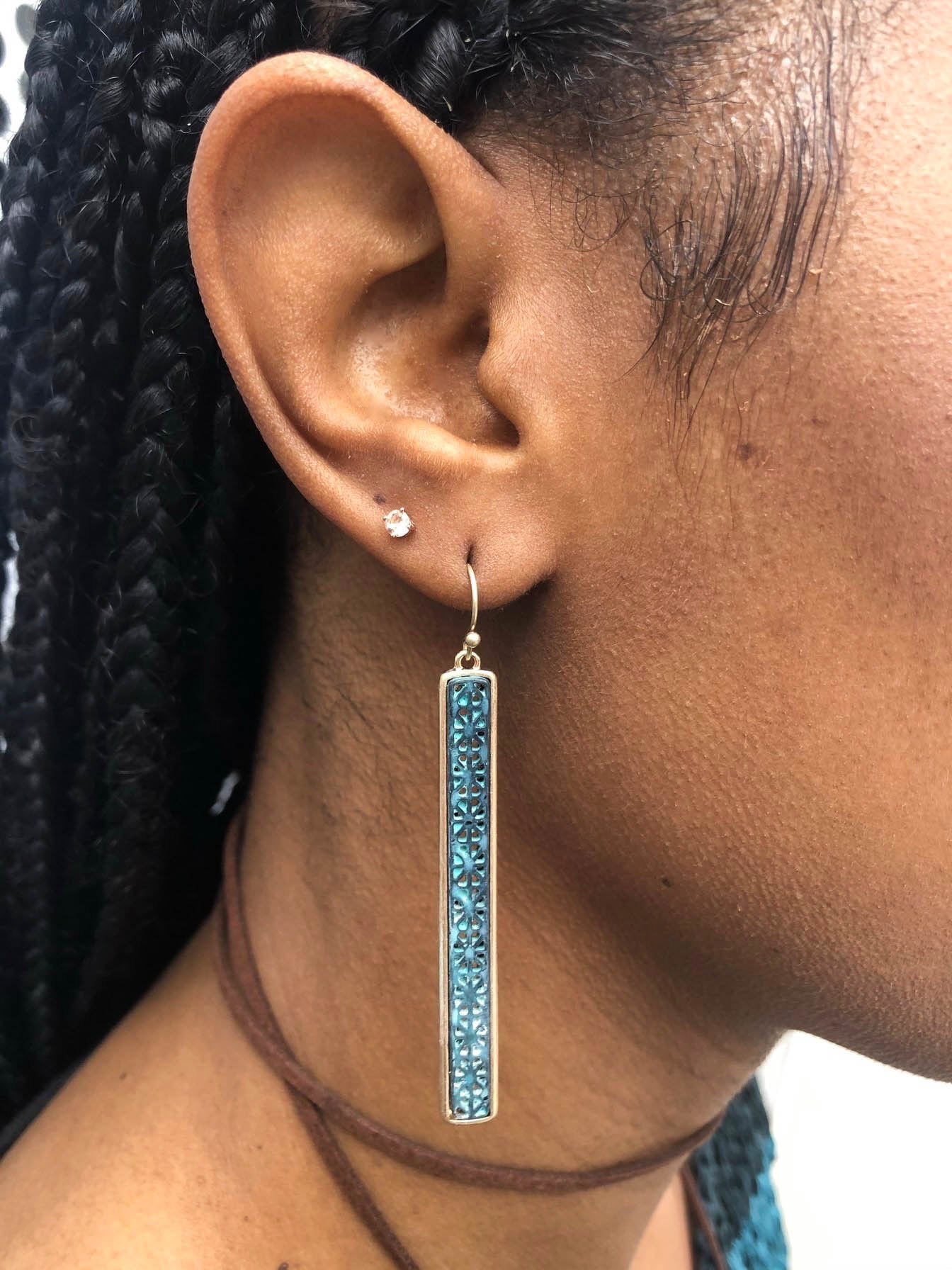 HAMMERED FILIGRE BAR DROP EARRINGS