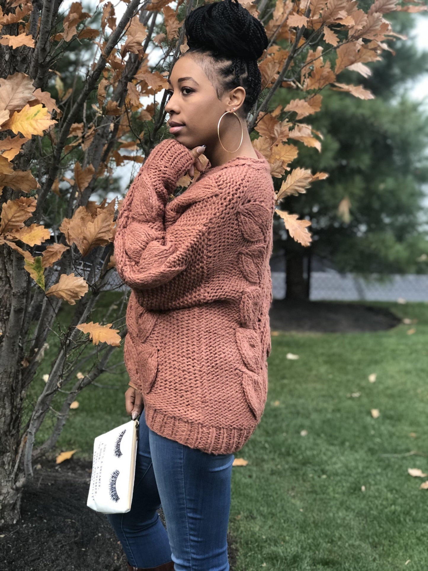 HANDMADE LEAF KNIT SWEATER