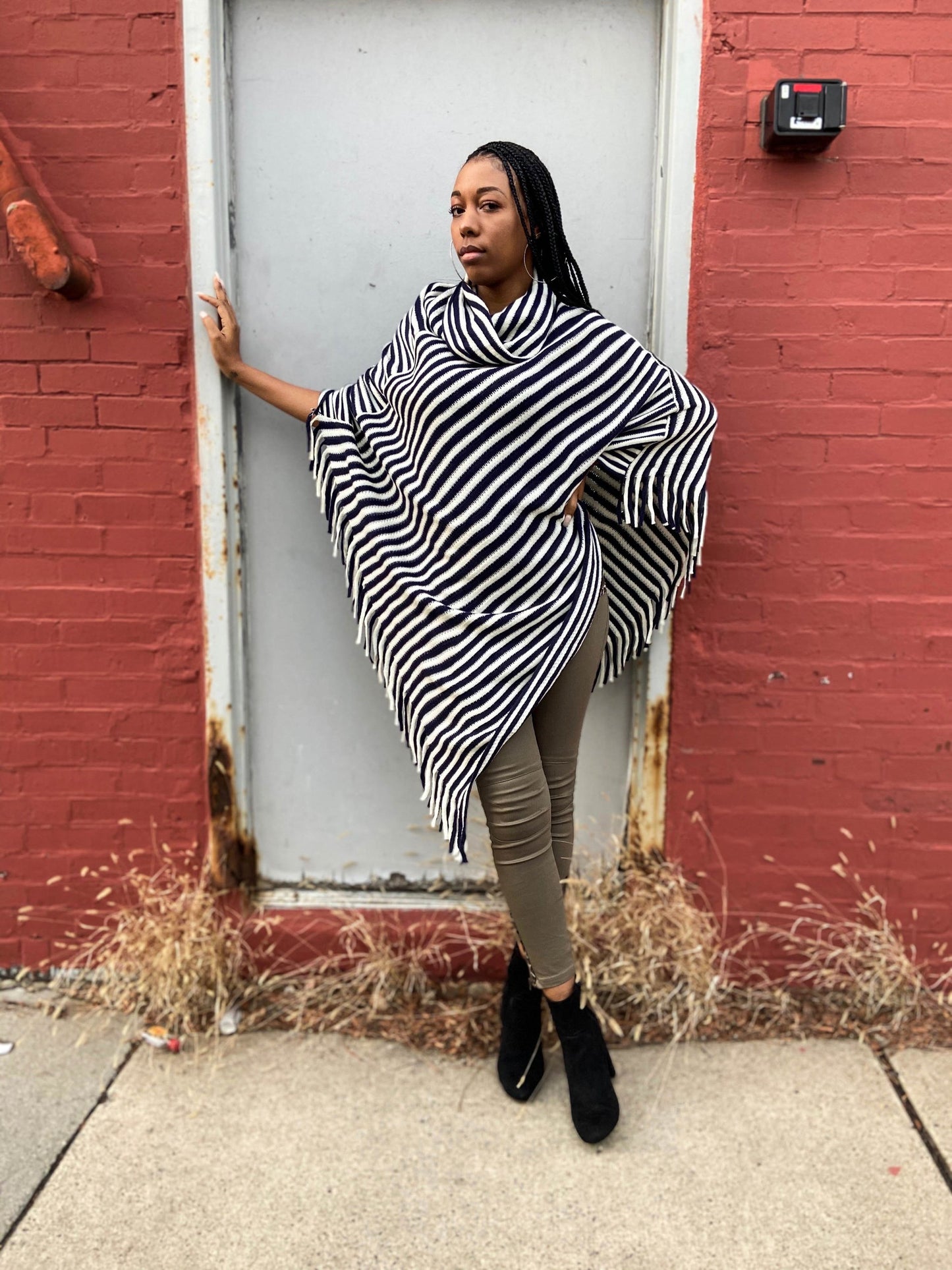 STRIPE TURTLENECK THROWOVER PONCHO - NAVY/IVORY