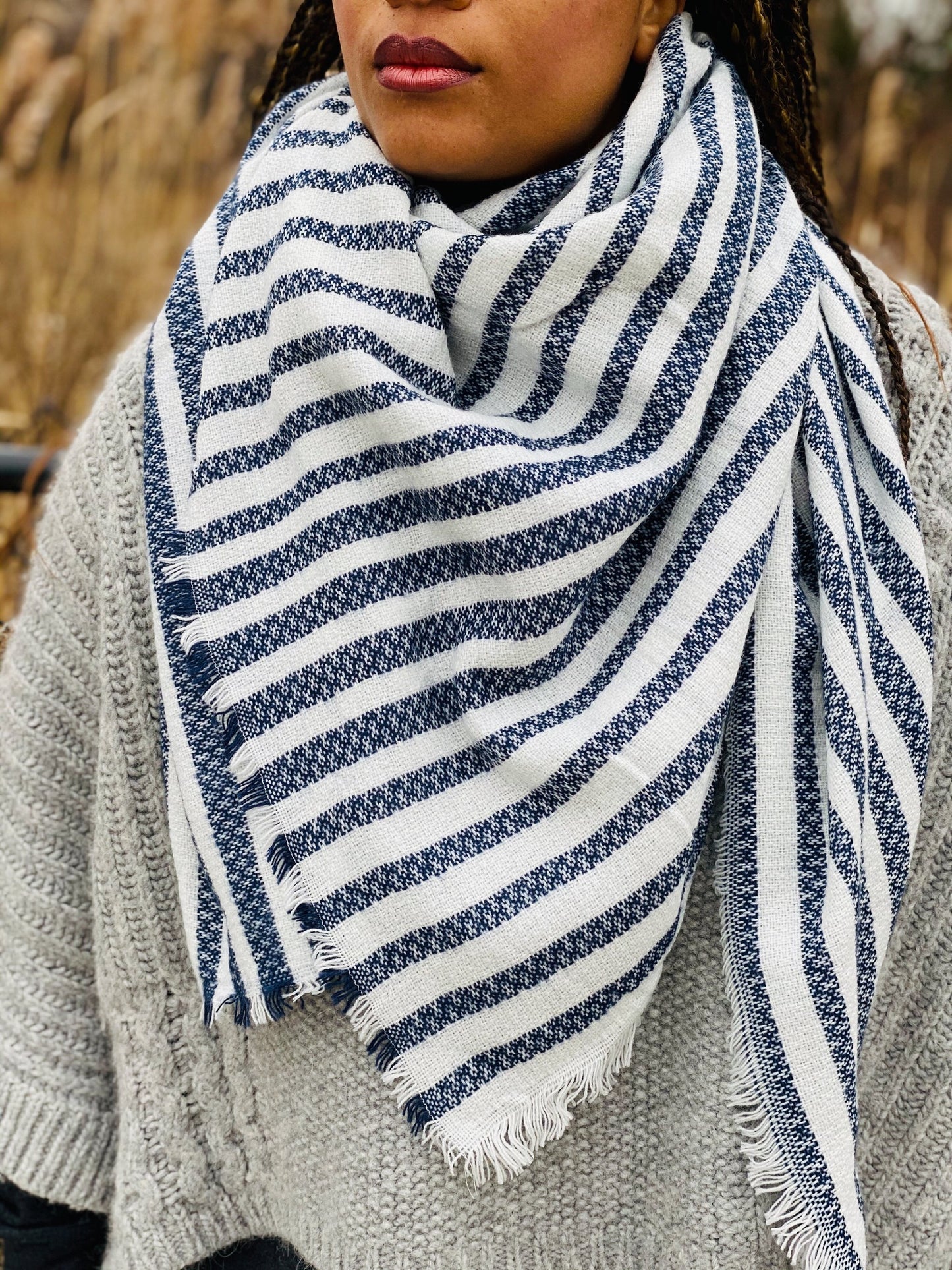 SOFT STRIPE KNIT SQUARE SCARF