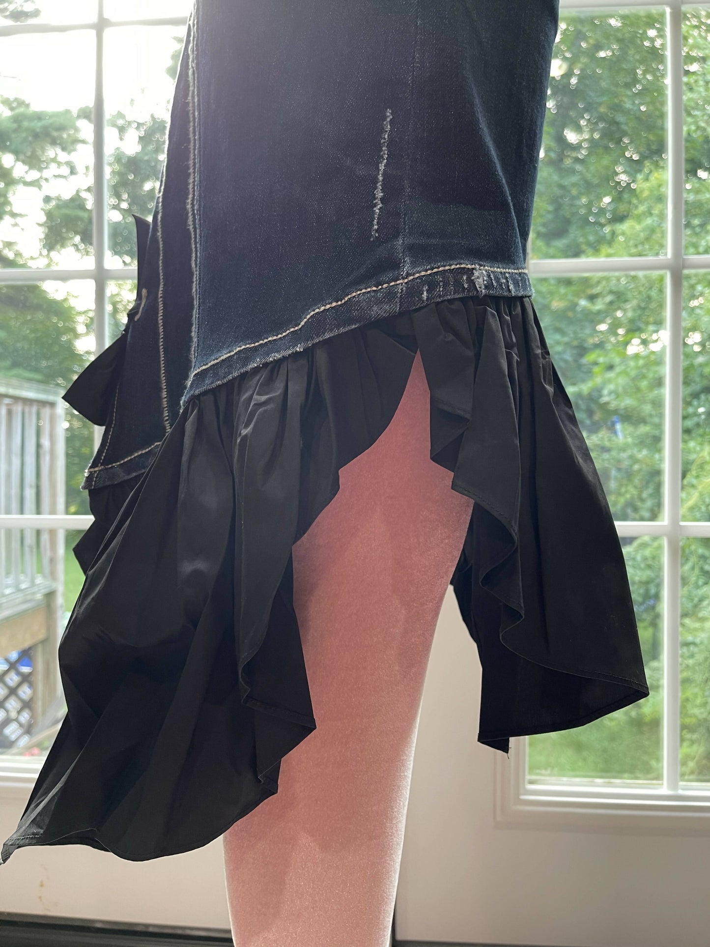 Elegance in Motion: Dark Blue Fishtail Stretch Denim Skirt
