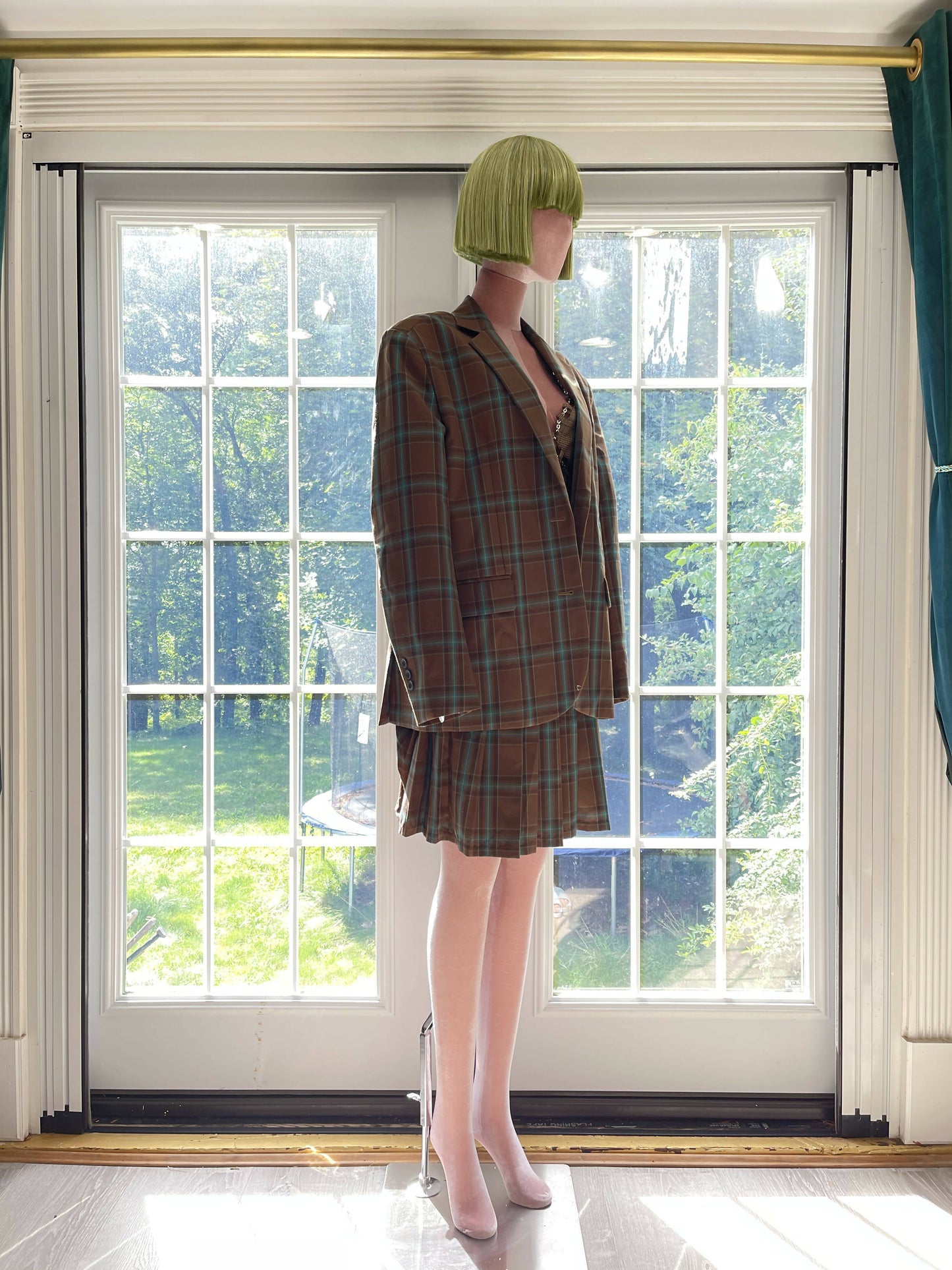 Retro Elegance: Blue and Brown Checked Suit Jacket