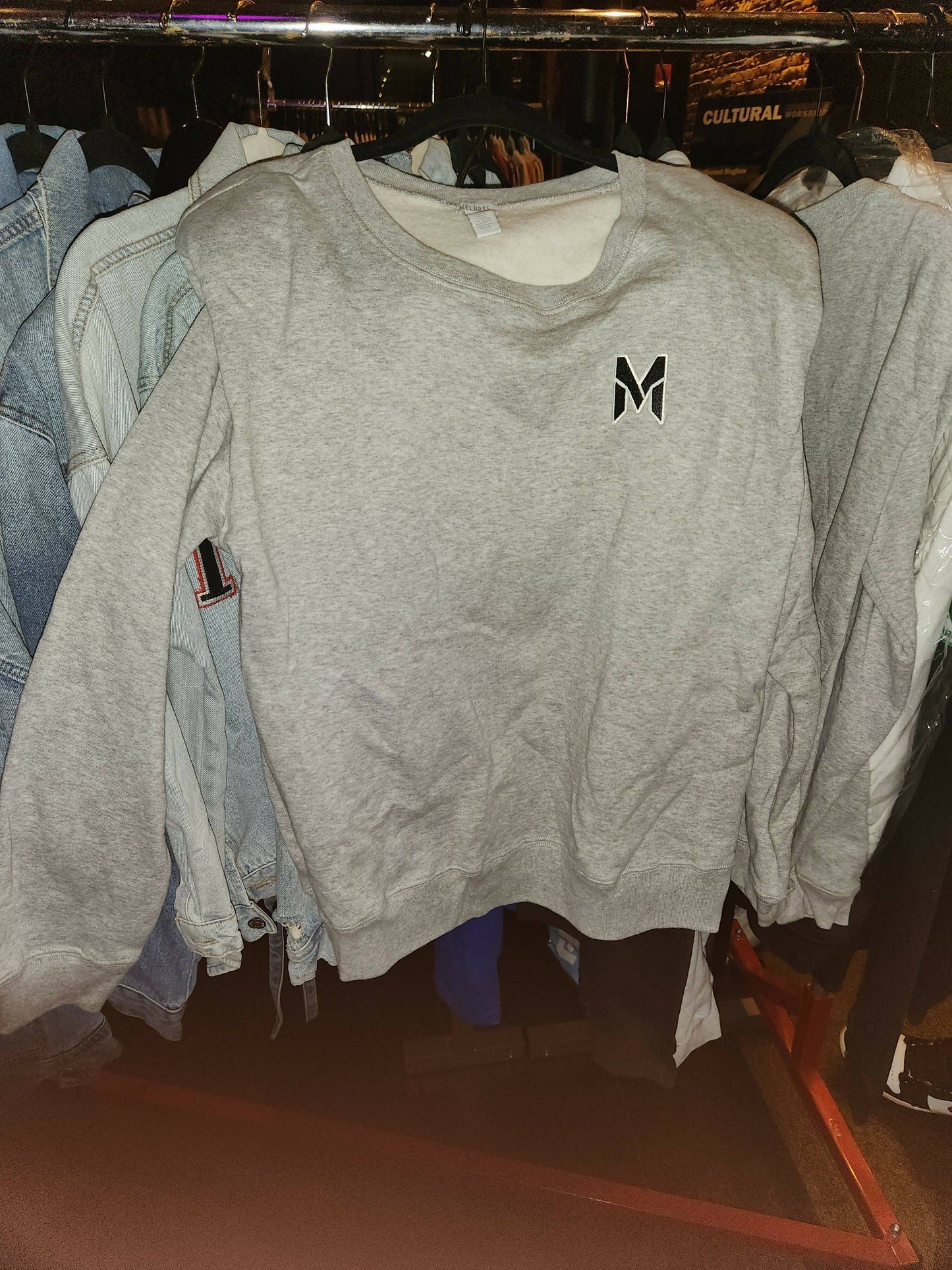 Hit em wit the shoulders