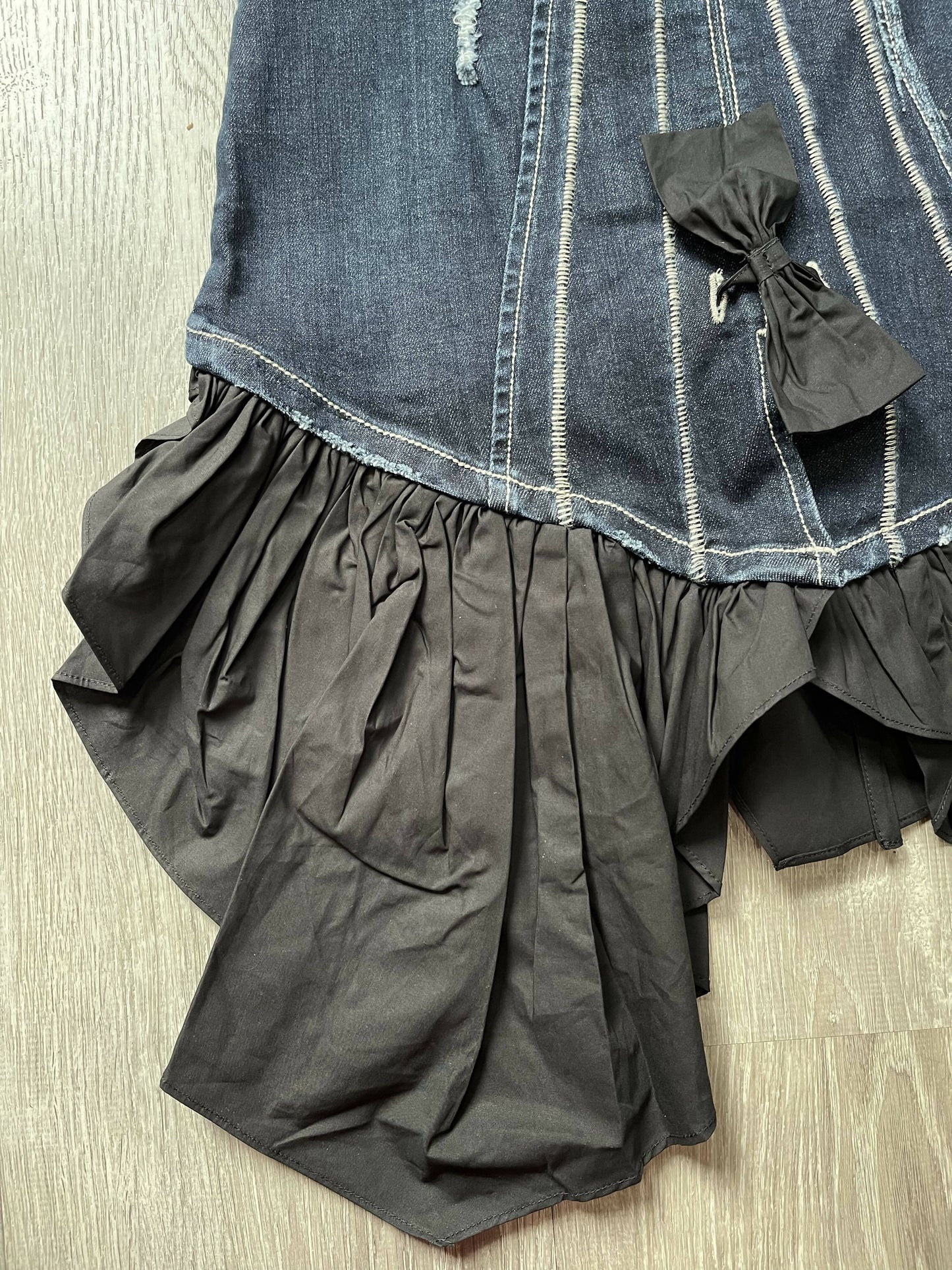Elegance in Motion: Dark Blue Fishtail Stretch Denim Skirt
