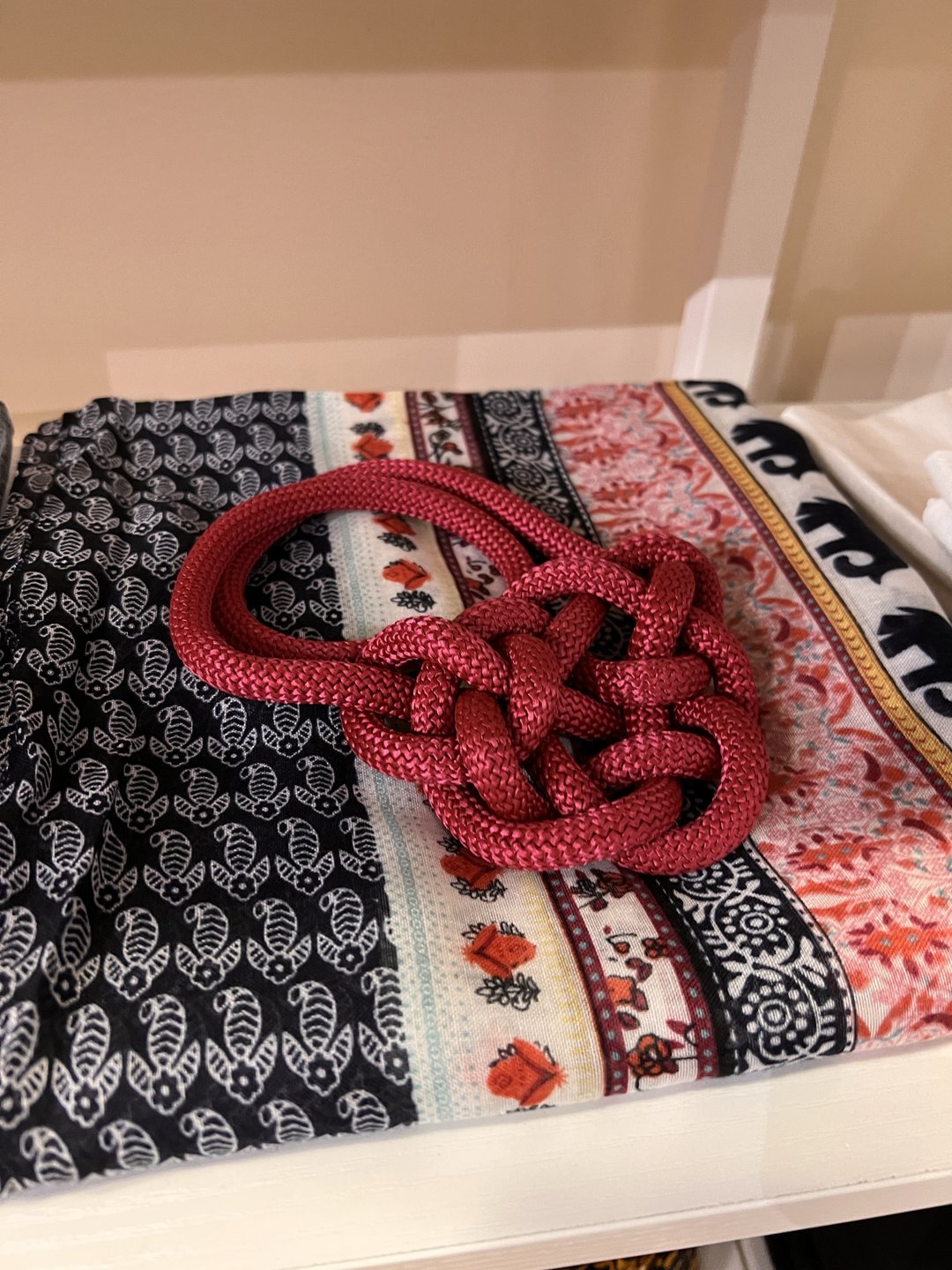 BRAVE: CELTIC KNOT NECKLACE