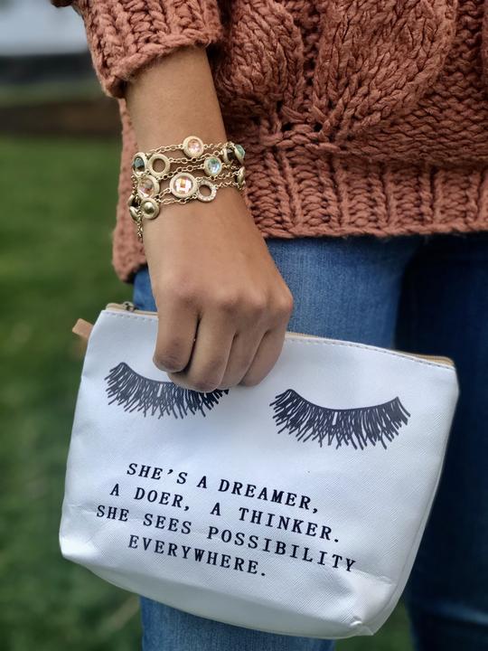 EYELASH DREAMER MAKEUP BAG WRISTLET