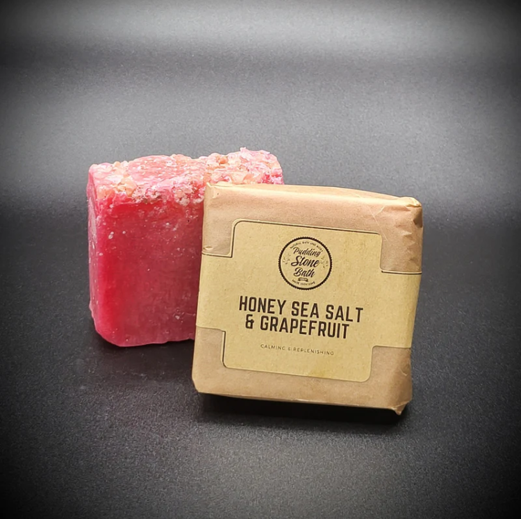 HONEY SEA SALT & GRAPEFRUIT (THE PINK BAR)