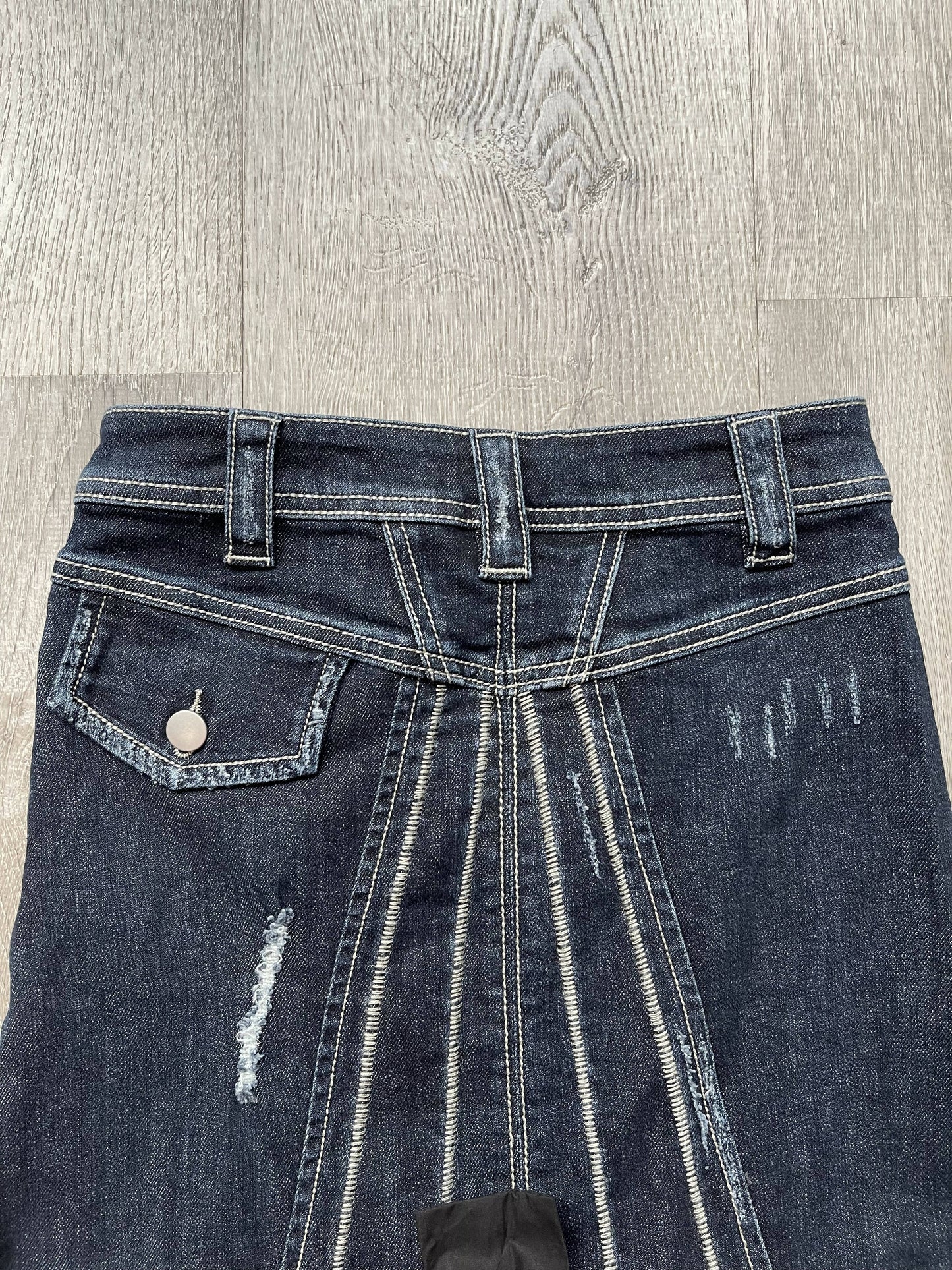 Elegance in Motion: Dark Blue Fishtail Stretch Denim Skirt