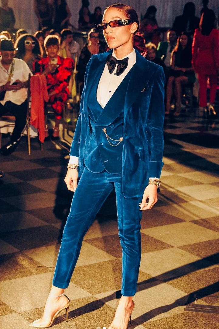 Blue Velvet classic Suit