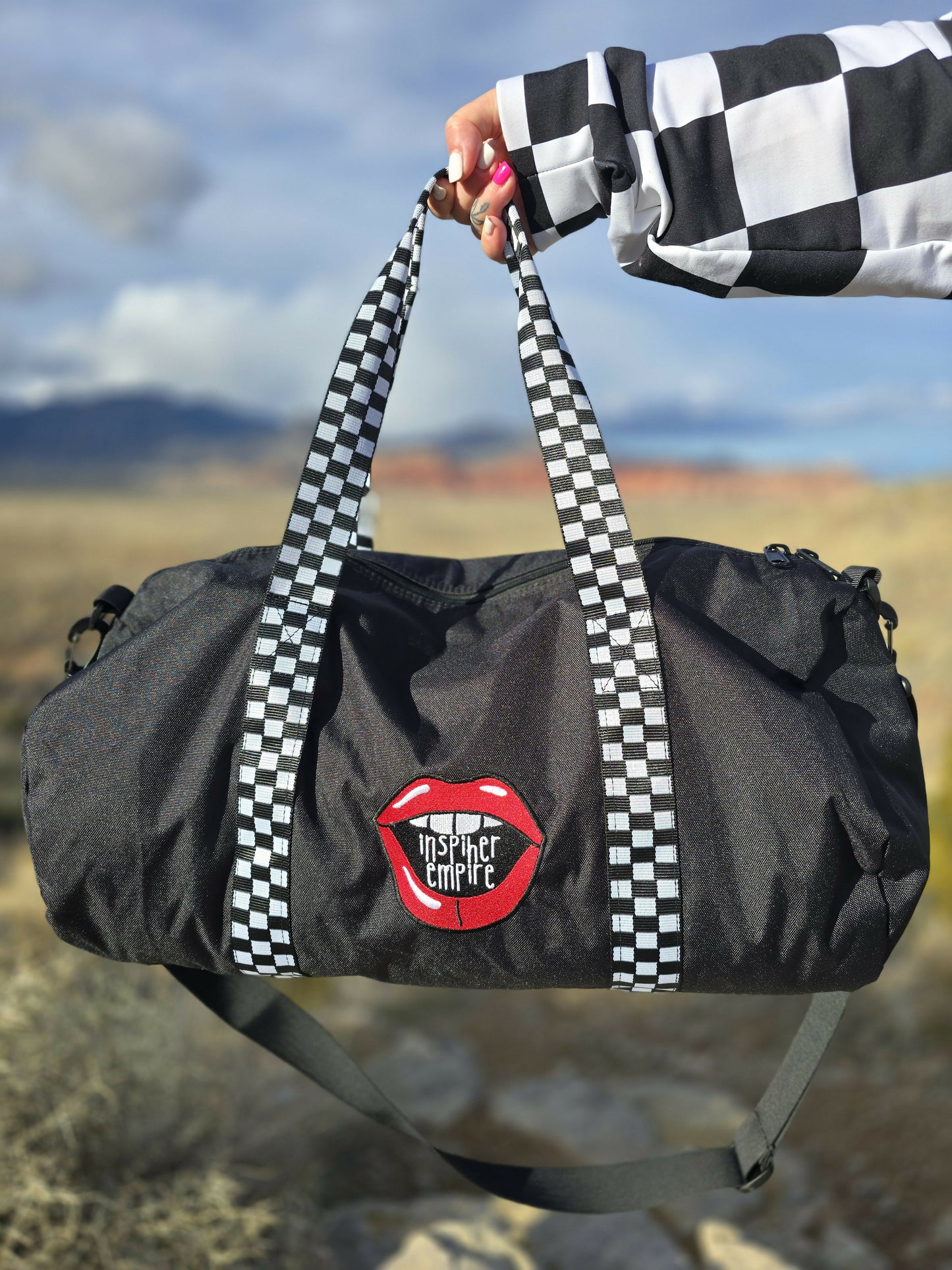 Bogosplit--IHER Checkered Lips Duffle Bag