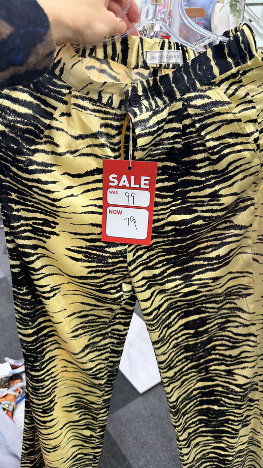 Yellow pants