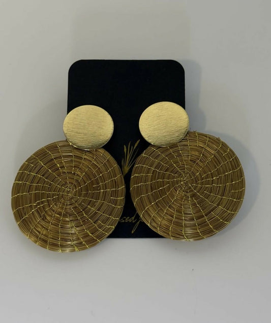 E522849E-57E1-4E64-A909-06695C10F8E1