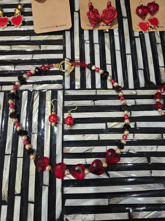 Hearth necklace set