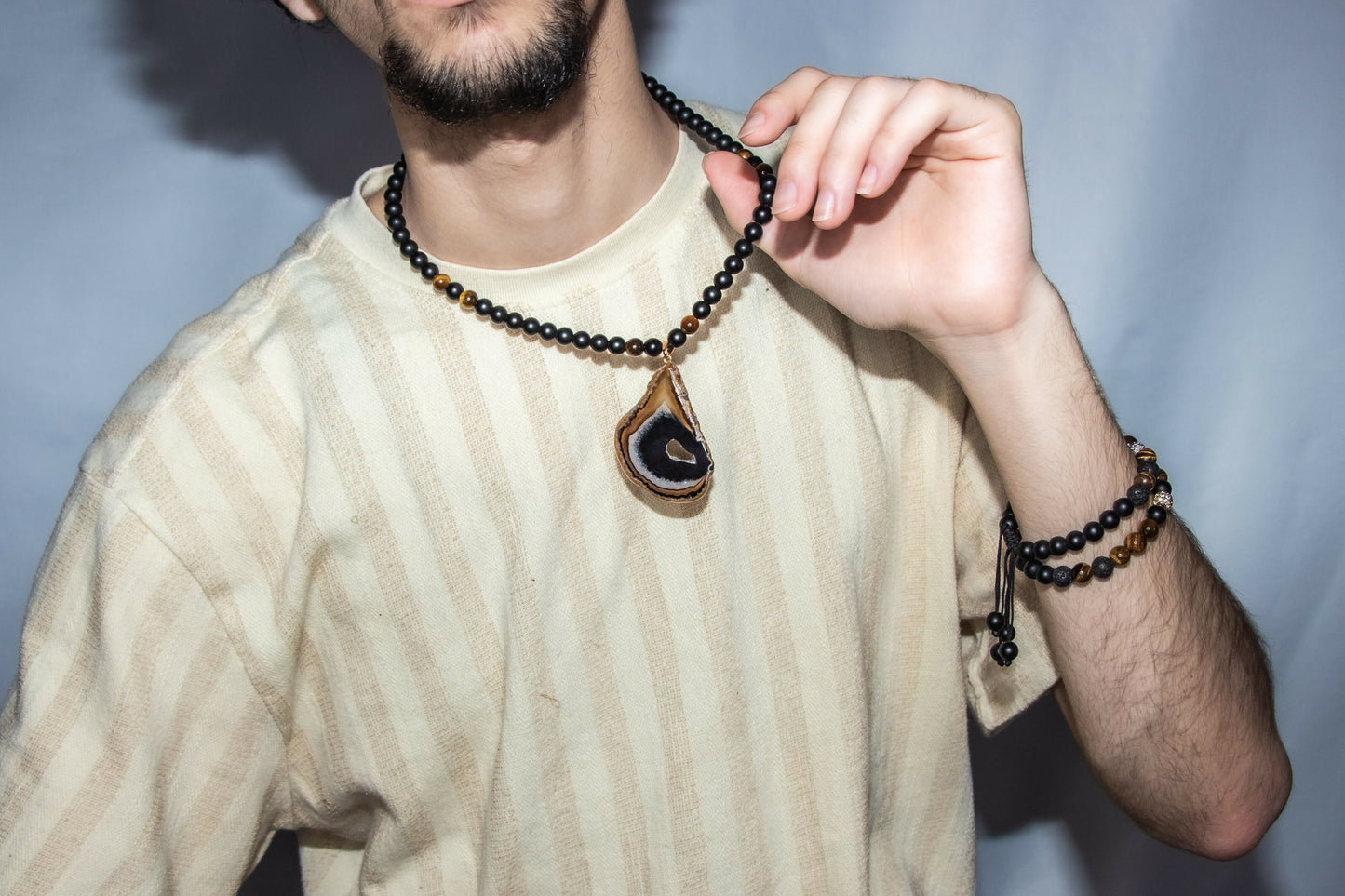 Onyx necklace with brown toned pendant