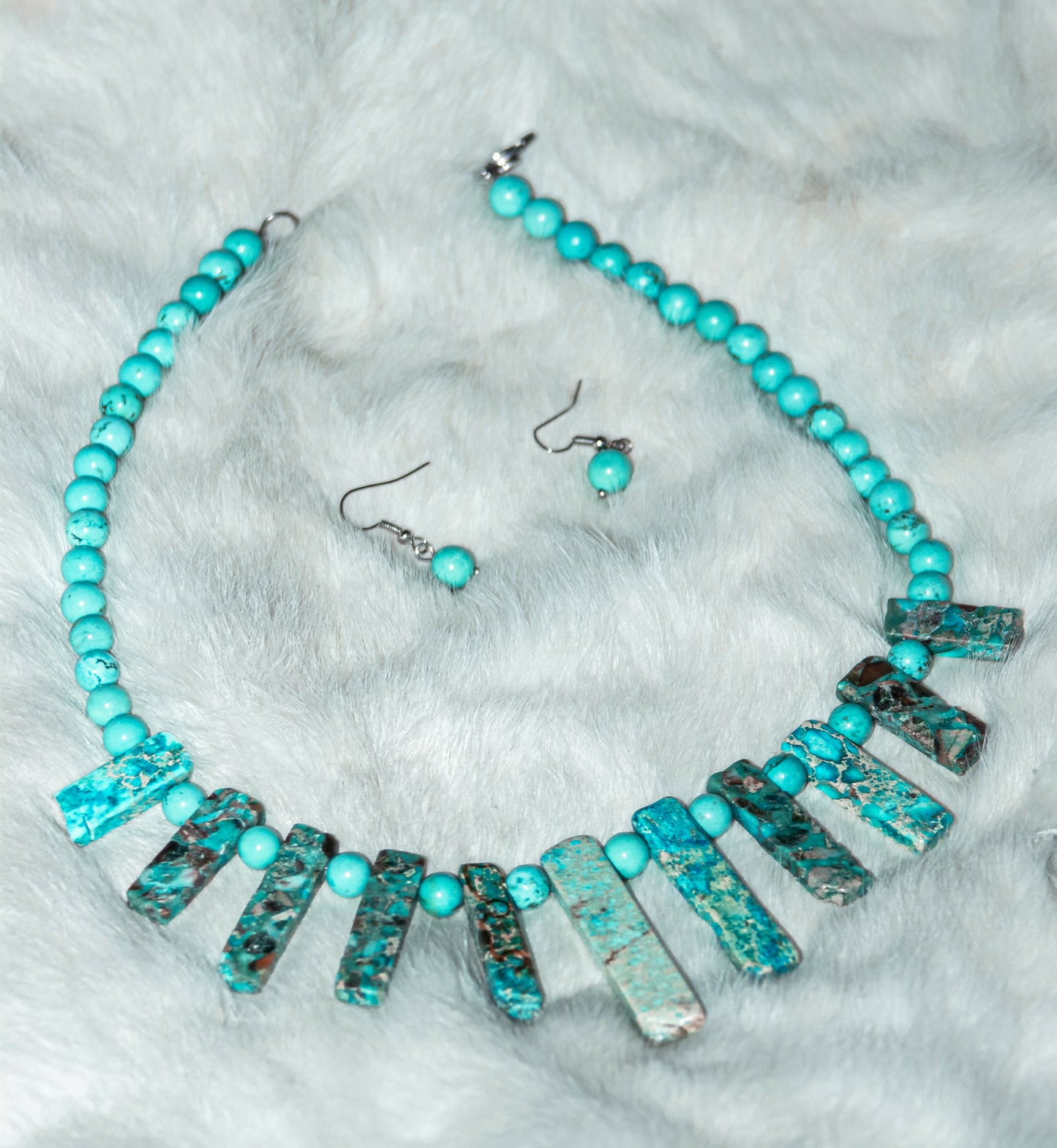Turquoise necklace set