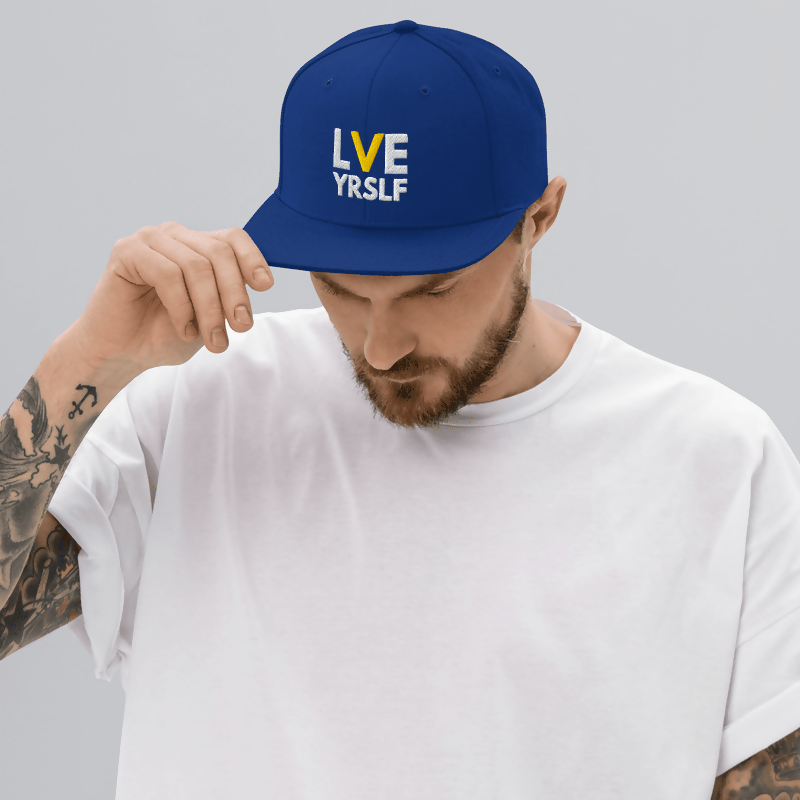 Bogosplit CCA LVE YRSLF Hat Model
