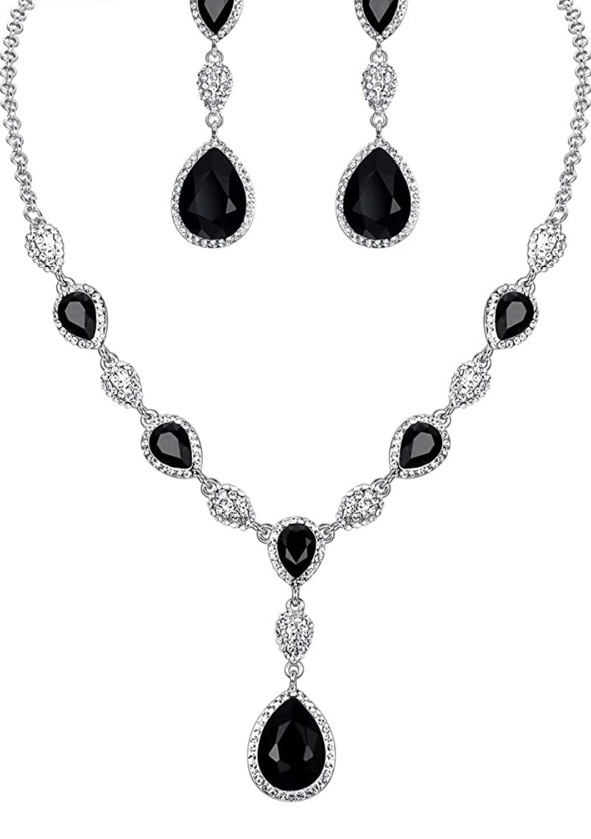 Tear drop necklace set