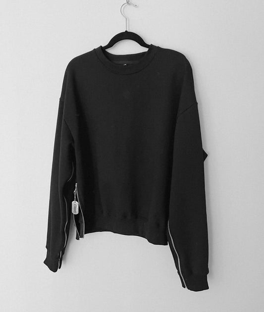 001 Sweater