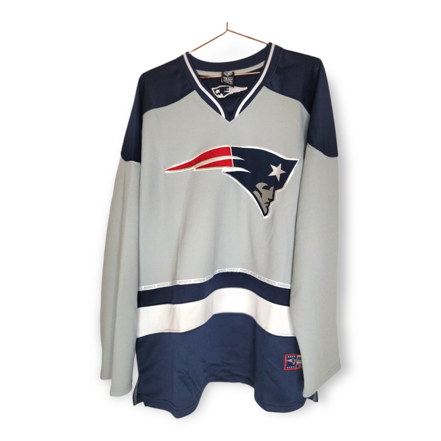 Pats Vintage Hockey Jersey (XL)