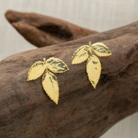 Rose Leaves Earrings - Yellow Gold