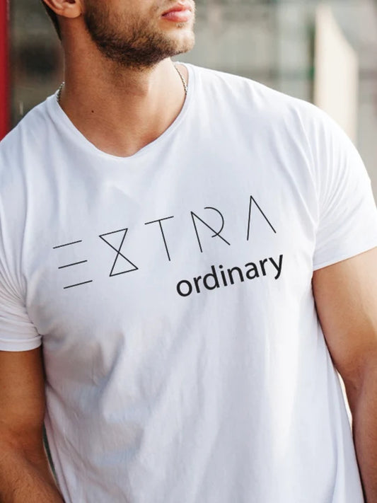 EXTRAORDINARY T-SHIRT