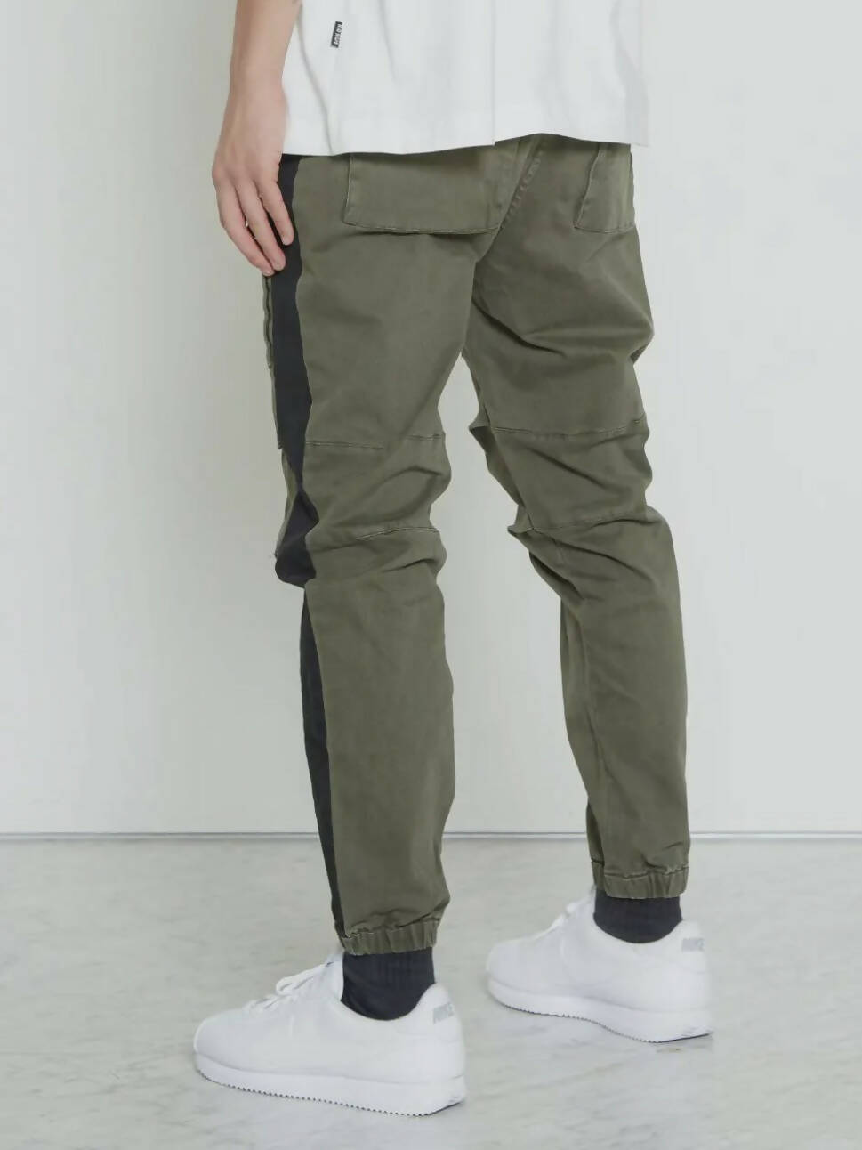 Cargo Pocket Jogger Pant - Neutral